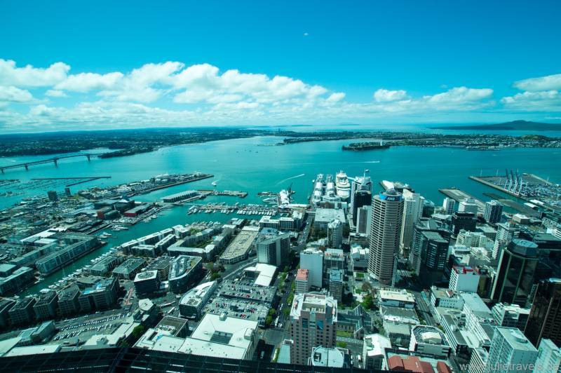 Hafen und Harbour Brigde Auckland