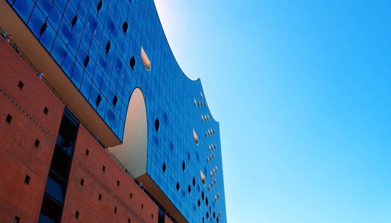 elbe-philharmonic-hall-2380082_1920